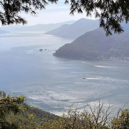 Del Castanar Konukevi Maccagno