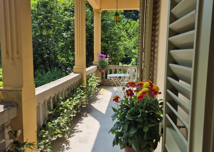 Del Castanar Konukevi