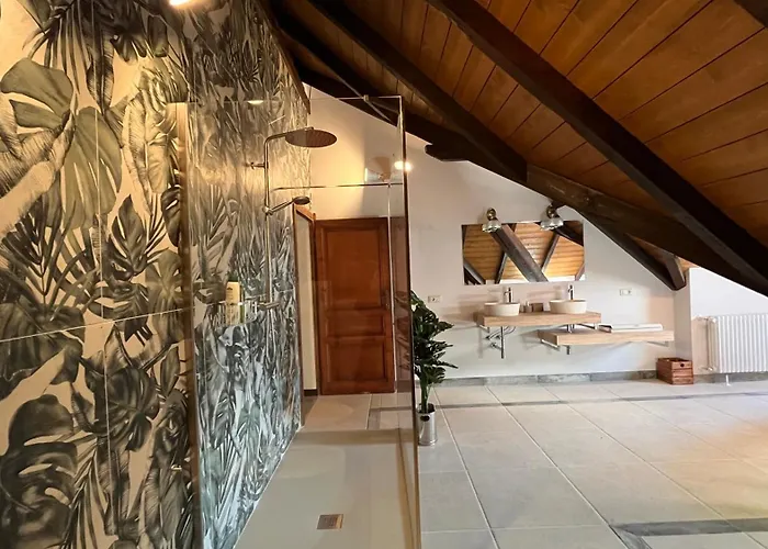 Del Castanar Гостевой дом 3*