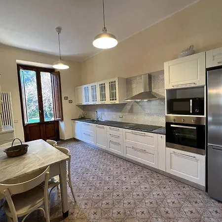 بيت ضيافة Del Castanar 3*